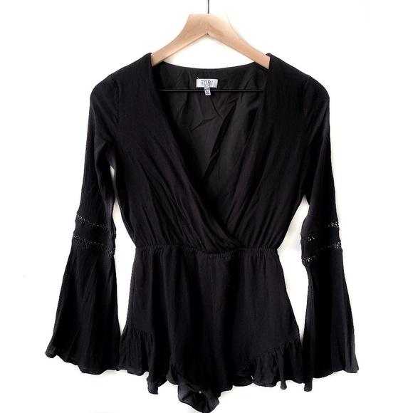Tobi Long Sleeve Romper Plunging Neckline - Picture 1 of 6